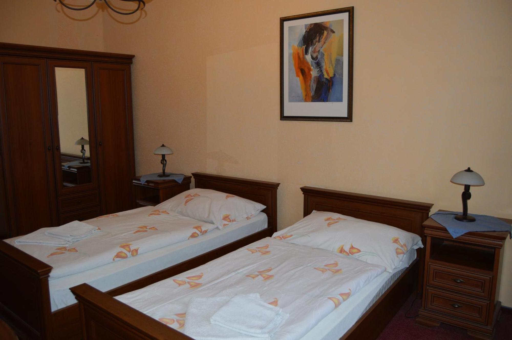 אוסטרבה Hotel Paradise חדר תמונה