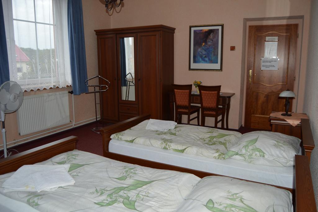 אוסטרבה Hotel Paradise חדר תמונה