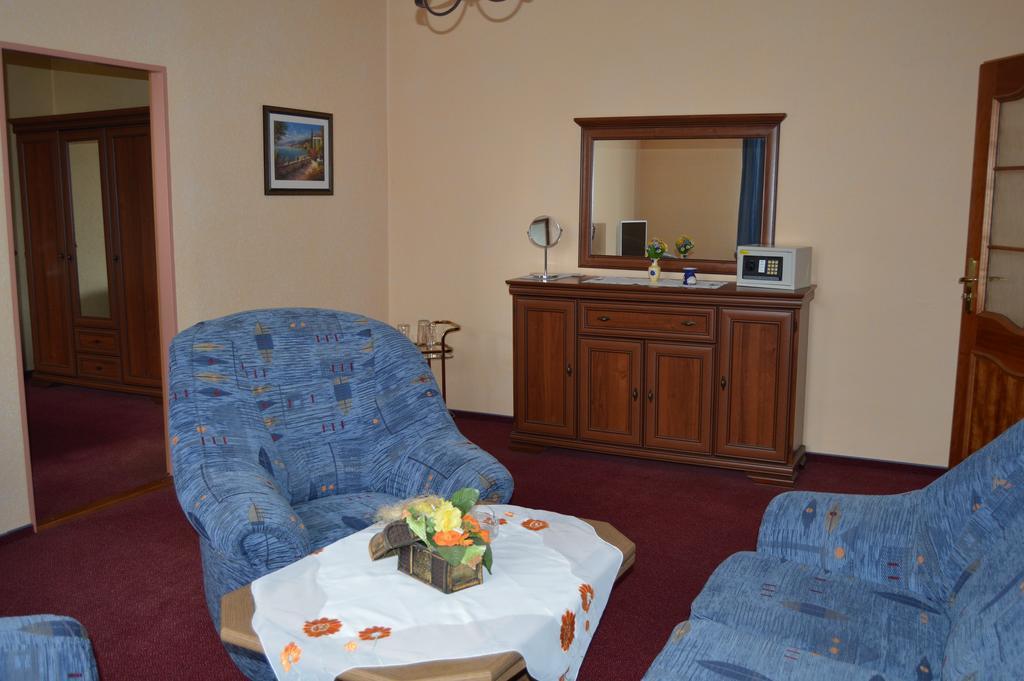 אוסטרבה Hotel Paradise חדר תמונה